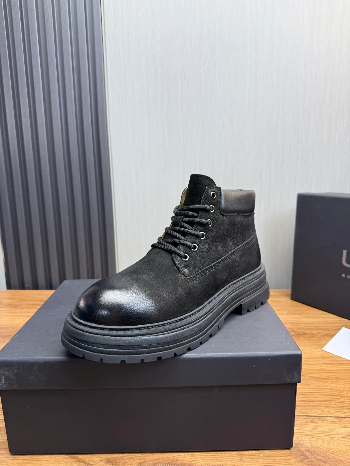 Factory price 680💰 [UGG] Men's hot winter warm boots🐑Simple and fashionable design, cowhide➕comfortable and warm wool lining. Soft and comfortable to wear, good warmth retention, and excellent foot feel. Regular size 38-45